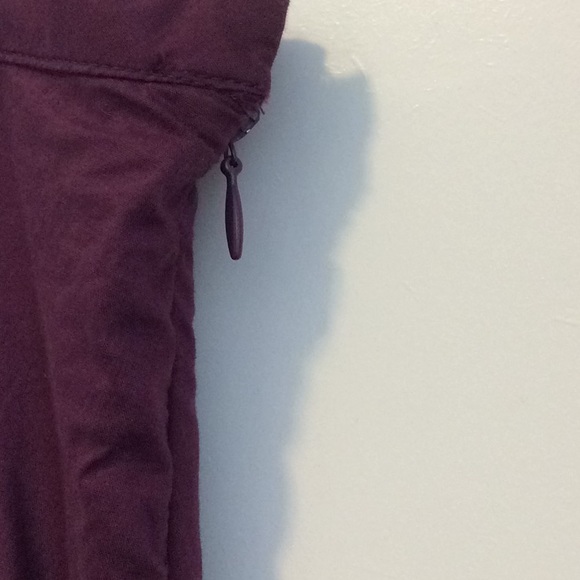 Ladies A-line mid length skirt - Picture 4 of 6